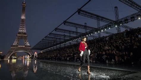 ysl torre eiffel|eiffel tower runway.